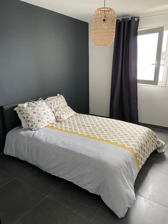 Romarine Apartment Sainte Clotilde Exterior photo